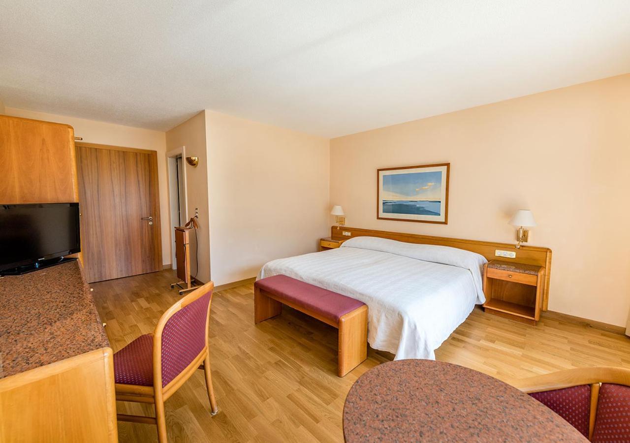 Hotel Des Bains De Сайон Экстерьер фото